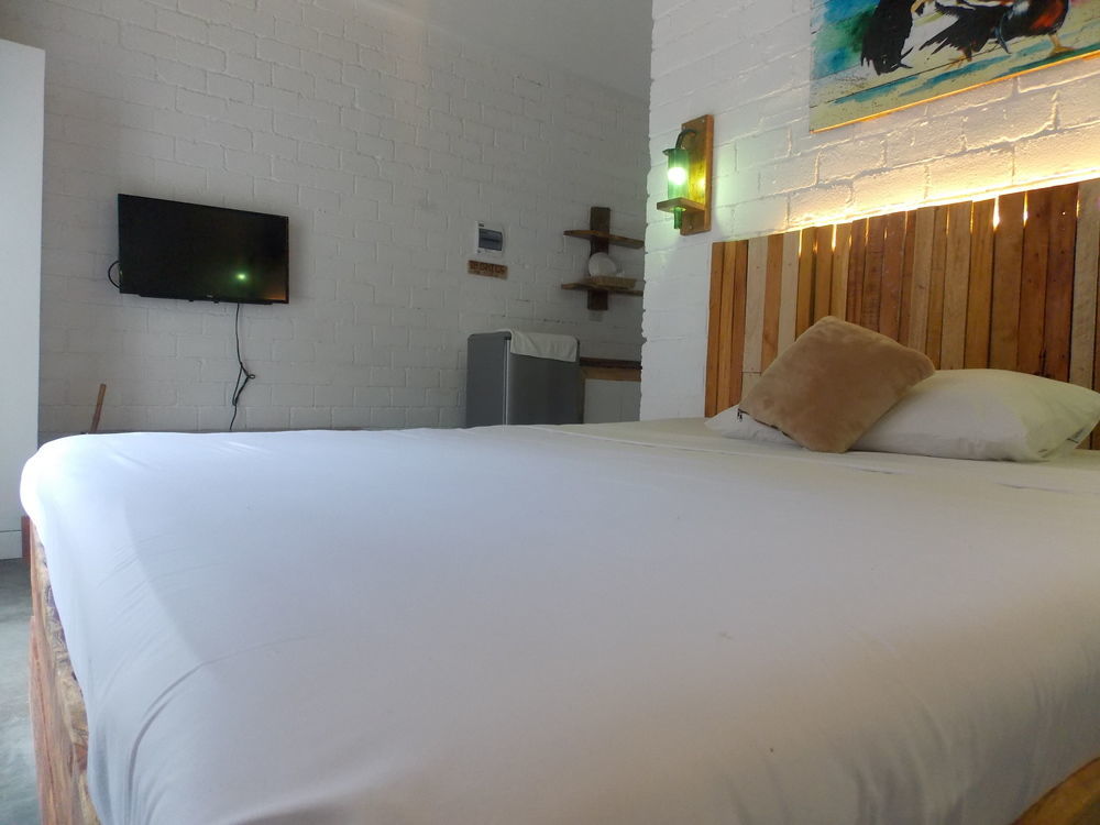 เซอร์วิซ อพาร์ตเมนต์ บาย อีโค โฮเต็ล โบฮอล Aparthotel ปางเลา ภายนอก รูปภาพ